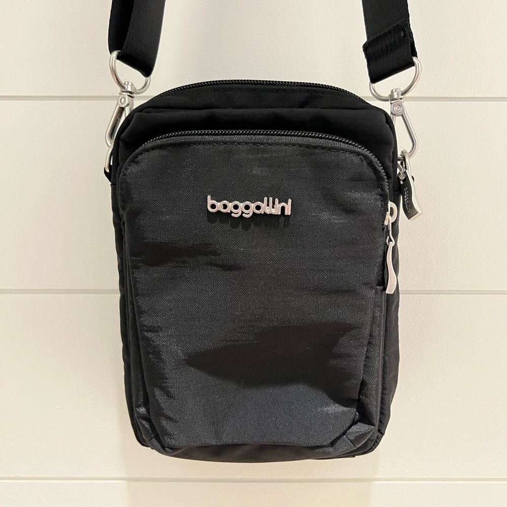 Brand new Baggallini crossbody bag